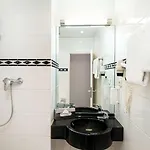 Elaya City, Trademark By Wyndham 3*