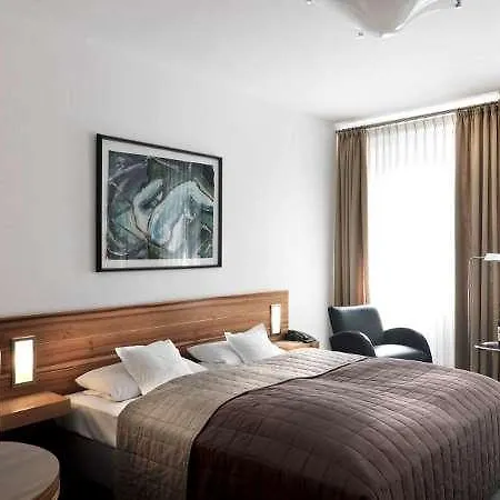 Hotel Elaya