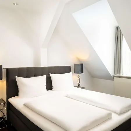 호텔 Elaya City, Trademark By Wyndham 3*