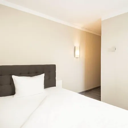 Hotel Elaya City, Trademark By Wyndham