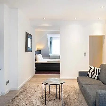Elaya City, Trademark By Wyndham 3* Hannover