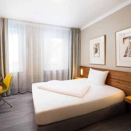 Elaya City, Trademark By Wyndham 3*
