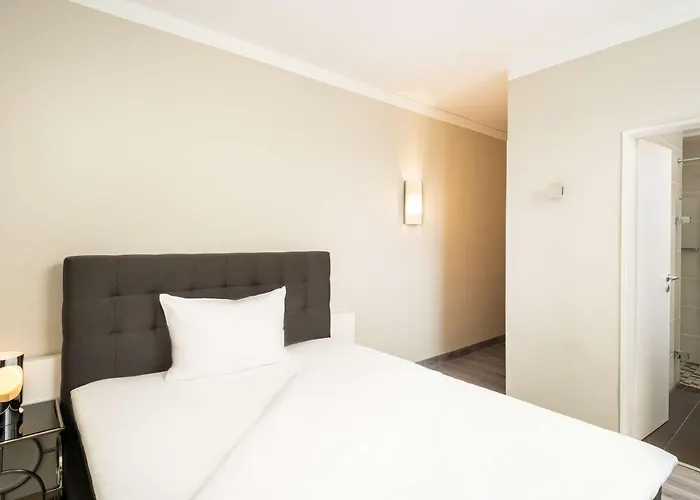 Elaya City, Trademark By Wyndham