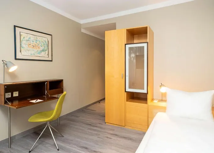 Hotel Elaya City, Trademark By Wyndham 3*