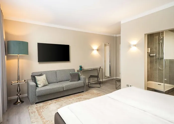 Elaya City, Trademark By Wyndham 3*