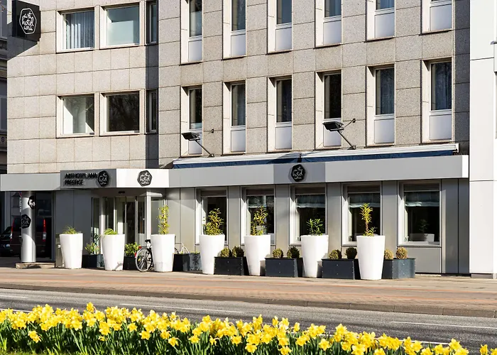 Hotel Elaya City, Trademark By Wyndham