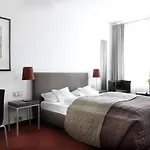 Elaya City, Trademark By Wyndham Hotel 3*