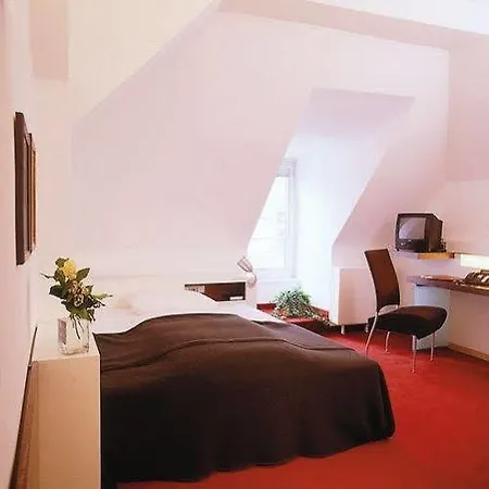 Elaya Otel 3*