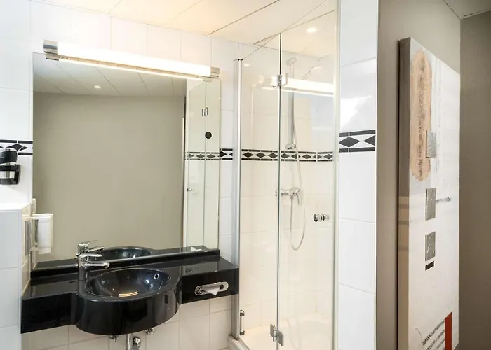 Elaya City, Trademark By Wyndham 酒店